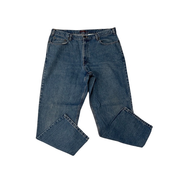 Eddie Bauer Relaxed Fit Jeans - Picture 1 of 4